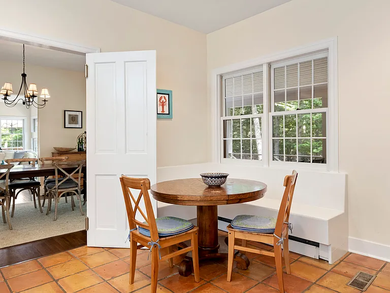 16 Alexis Ct — Photo 10