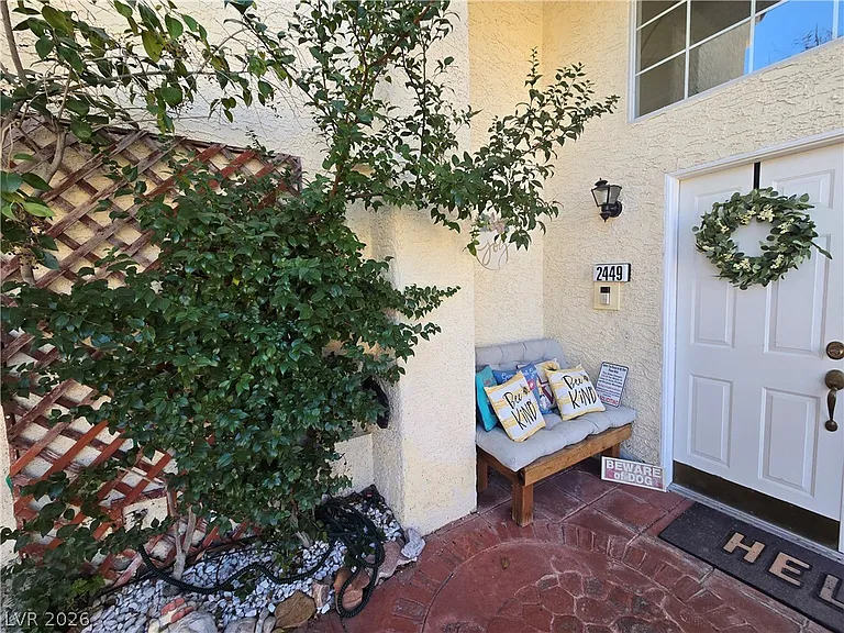 2449 Sage Pointe Cir — Photo 4