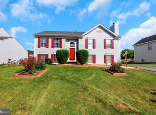 10731 Timothy Dr, Williamsport, MD 21795