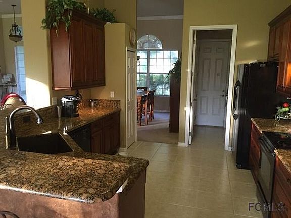 3rd image of 82 London Dr
