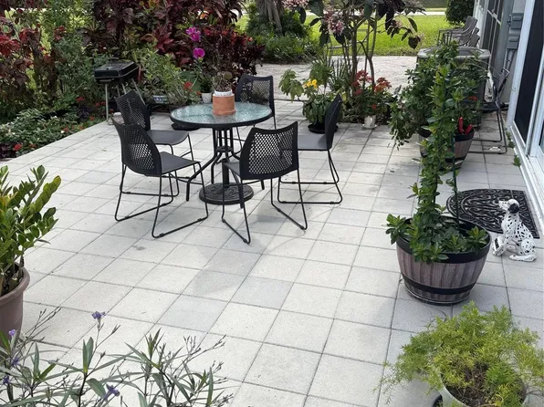 211 N Oakridge #211, Deerfield Beach, FL 33442