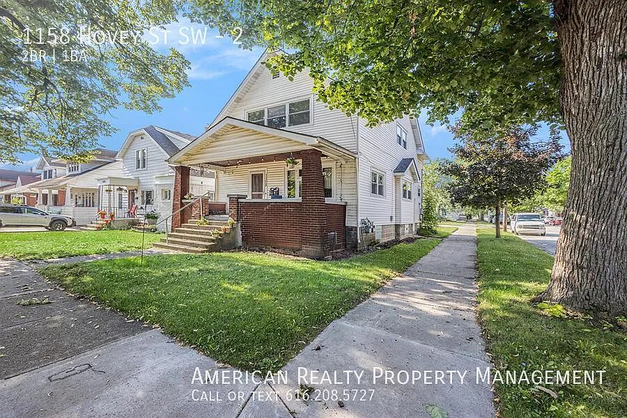 2 bed, 900 sqft, $1,700 — Photo 1