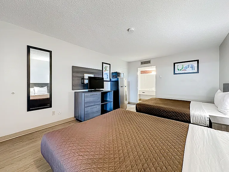 Stayable Jacksonville West — Photo 24