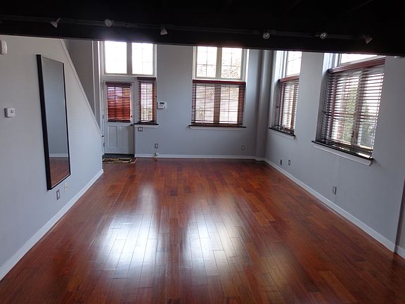 4th image of 844 N 29th St APT 109