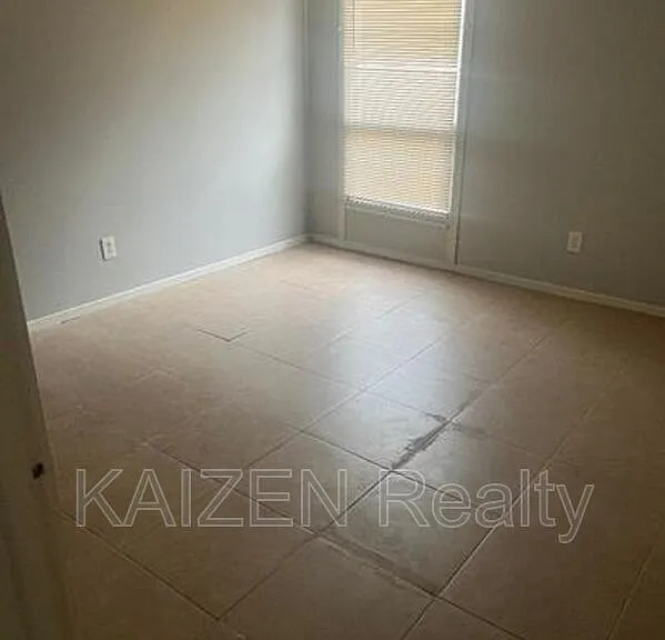 151 N Belvedere Blvd #16 — Photo 6