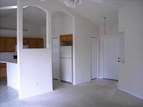 3rd image of 125 Bud Hollow Dr