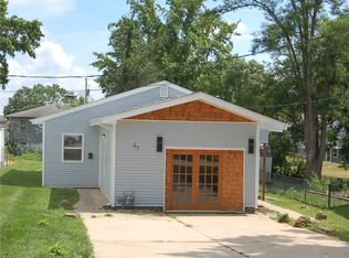 47 Oak Ridge Dr, Decatur, IL 62521