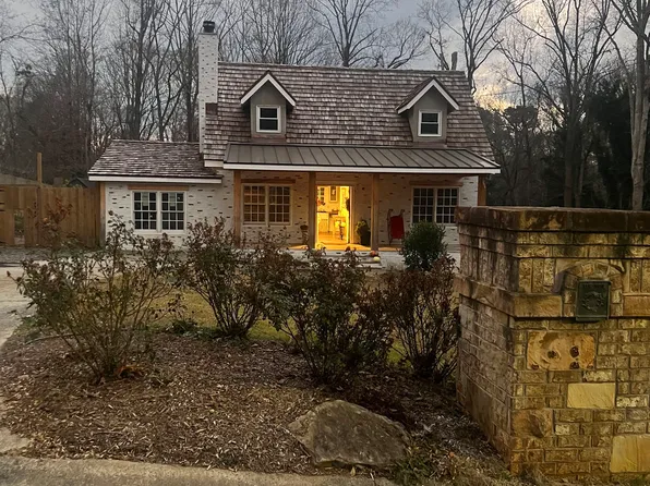 5495 Arrowhead Dr, Acworth, GA 30102