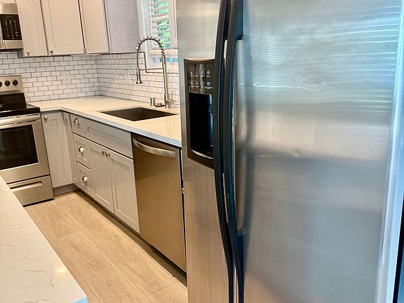 2nd image of 2704 21st Ave Unit B