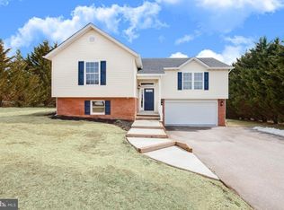 495 Tracy Ct, Westminster, MD 21157