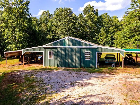 3rd image of 3010 Old Mill Rd