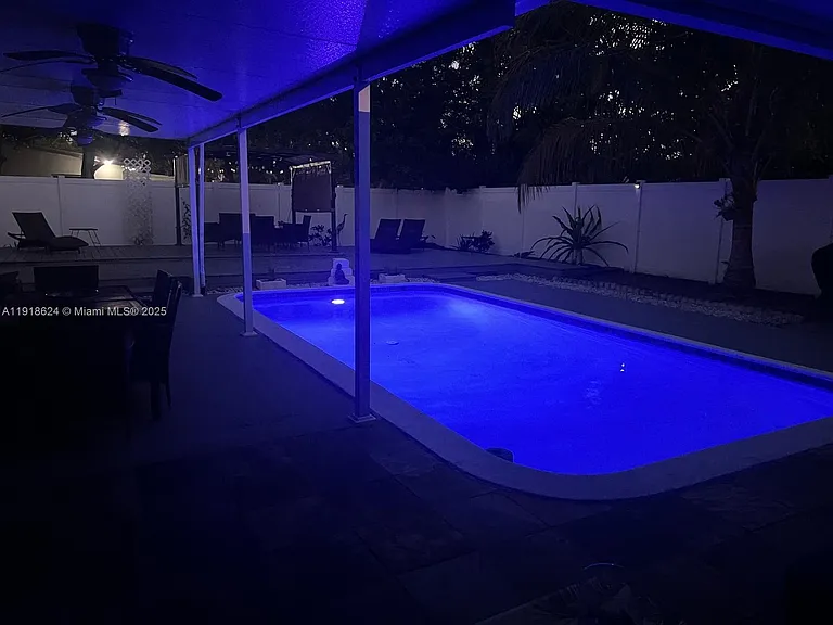 4420 NW 30th Ct — Photo 54