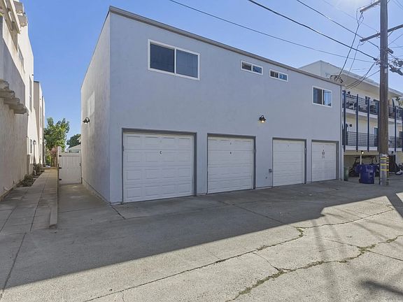 3rd image of 1544 Chalcedony St