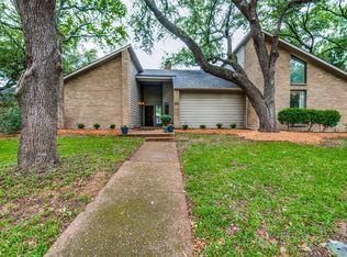 6220 Copperhill Dr, Dallas, TX 75248