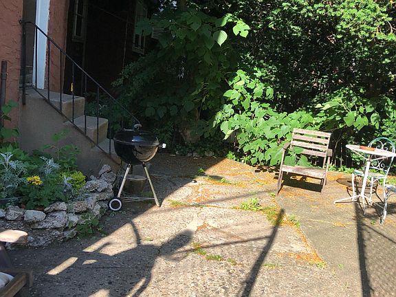 2nd image of 4614 Baltimore Ave APT 1RB