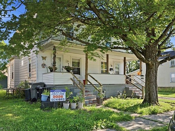 3rd image of 2444-2446 Wilcox St