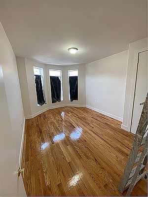 5th image of 351 E 26th St #1O