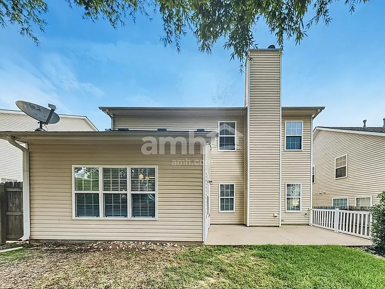 131 Village Dr — Photo 19