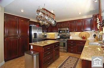 2nd image of 39 Beech Dr