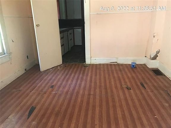 5th image of 1606 Holman St