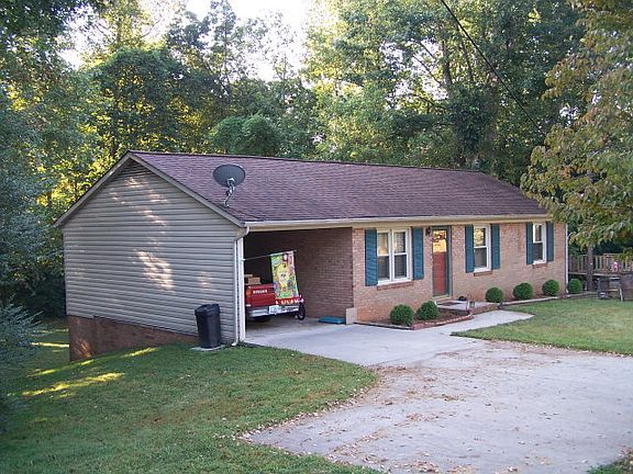 5th image of 246 Hawkins Dr
