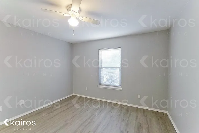 3807 S Williams St — Photo 10