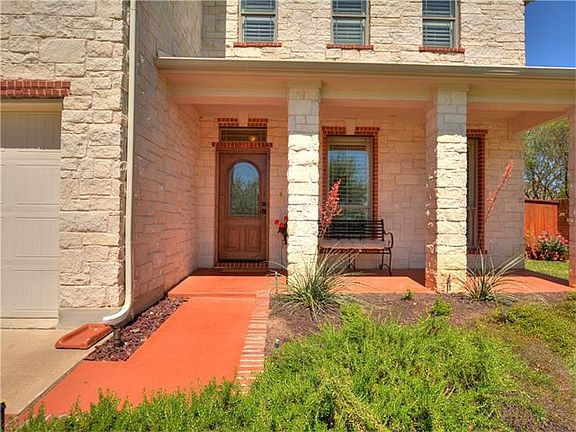 3rd image of 1702 Park Vista Trl