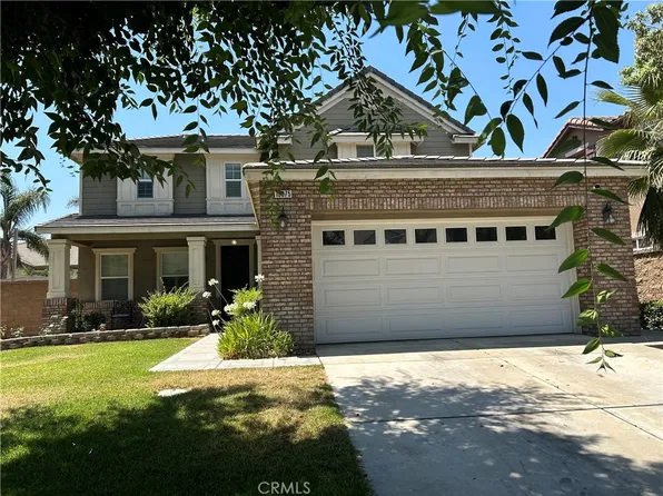 15875 Rock Point Ln, Fontana, CA 92336