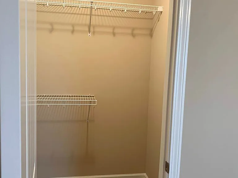 119 W Short St — Photo 11