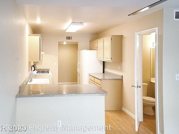 5th image of 1606 Hennepin Dr