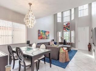 206 SE 15th St #206, Dania, FL 33004