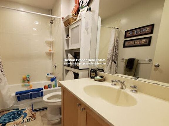 490 Harrison #303 Boston - South End Unit Photo 5