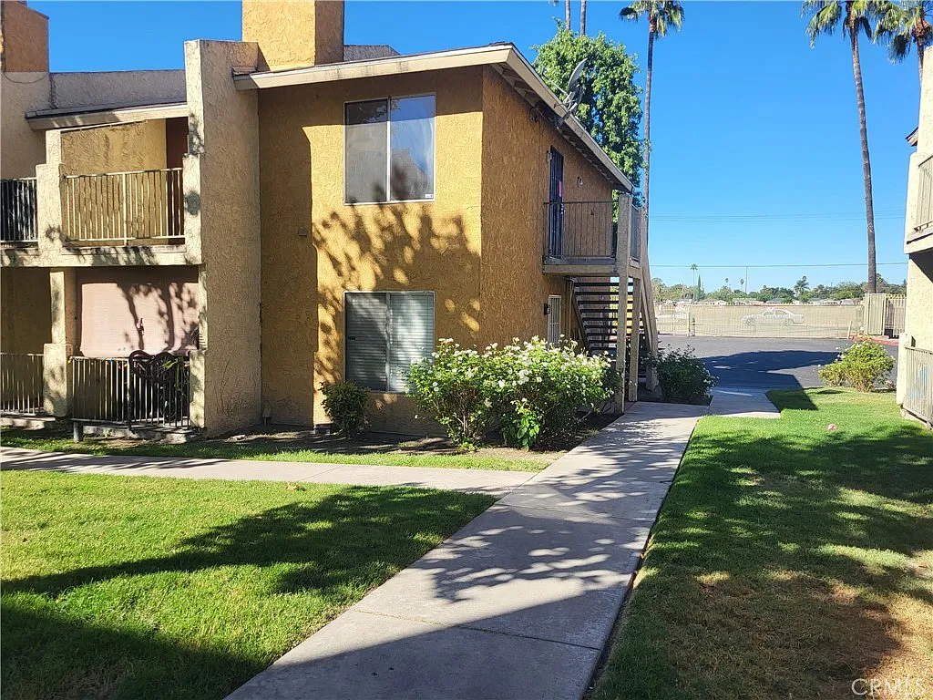 1 bed, 708 sqft, $1,650 — Photo 4