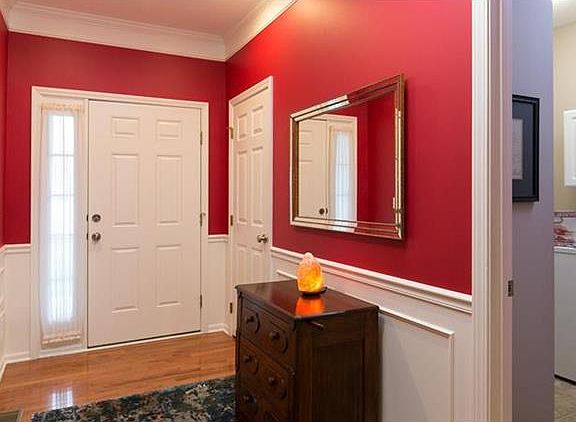 Bright welcoming entry way.