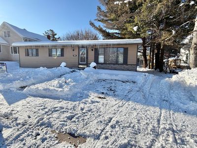 1208 Minneapolis St, Sault Sainte Marie, MI, 49783
