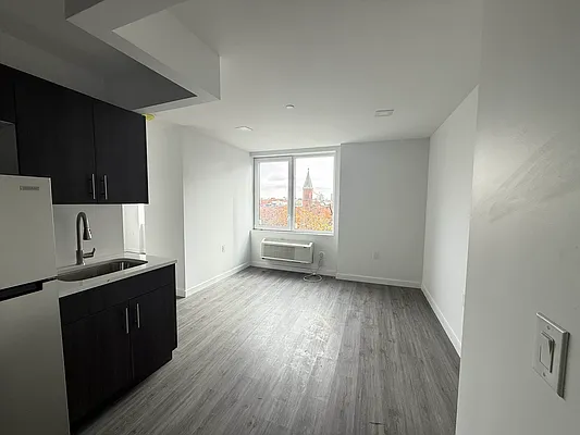 Rented by Lilia Garous Inc  | media 3