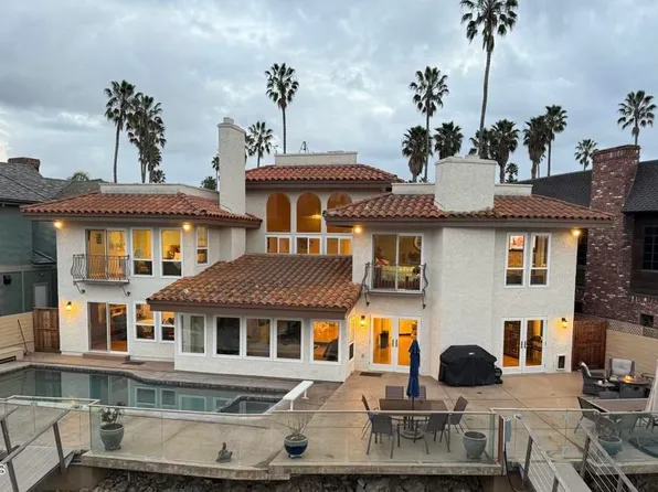 2726 Sailor Ave, Ventura, CA 93001