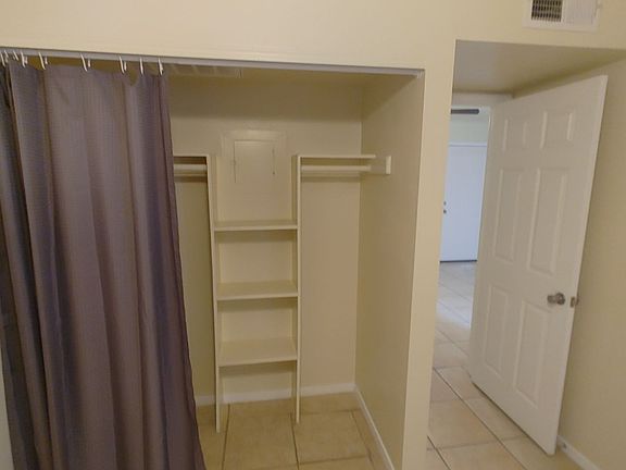 4th image of 460 S Madison Ave #1