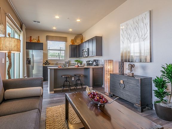 Living Room & Dining Area (1 Bedroom)