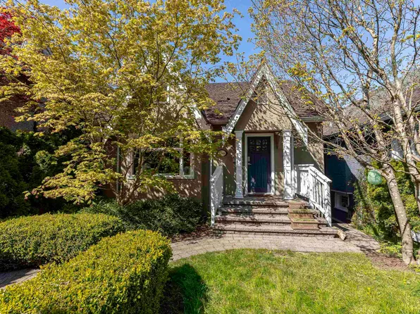4549 W 12th Ave, Vancouver, BC V6R 2R4