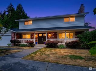 9652 42nd Avenue NE, Seattle, WA 98115