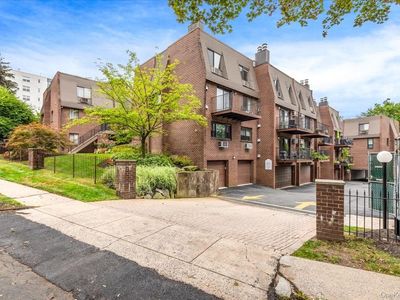 492 N Broadway Avenue #28, White Plains, NY, 10603