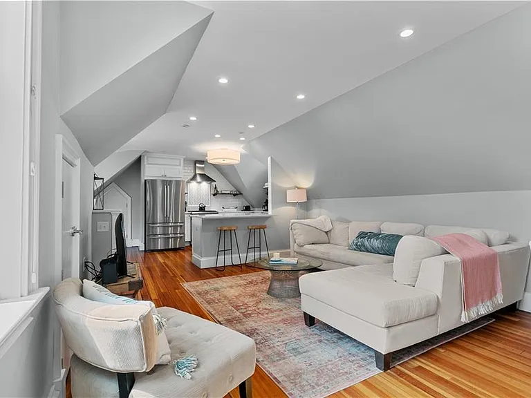 567 Bristol Ferry Rd #3 — Photo 12