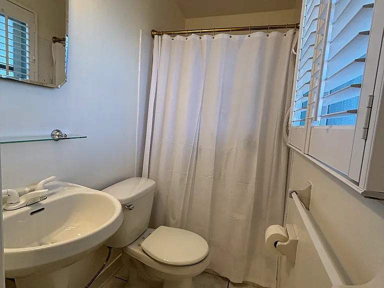 430 Coconut Dr — Photo 5