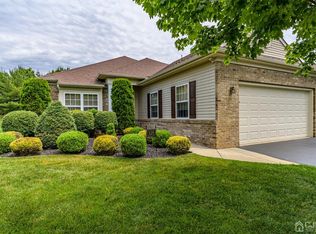 125 Valencia Dr, Monroe Township, NJ 08831