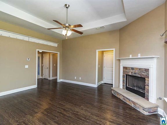 3rd image of 3338 River Crest Dr S