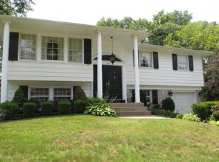 140 Central Ct, Woodbury Heights, NJ 08097