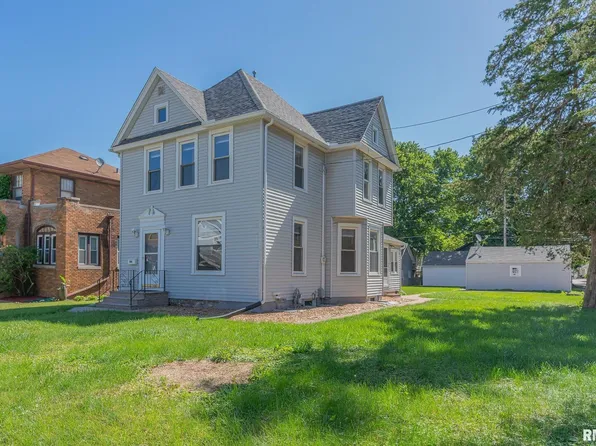 2623 N Main St, Davenport, IA 52803