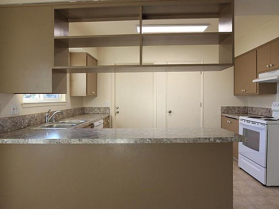 4th image of 162 Olympic Cir