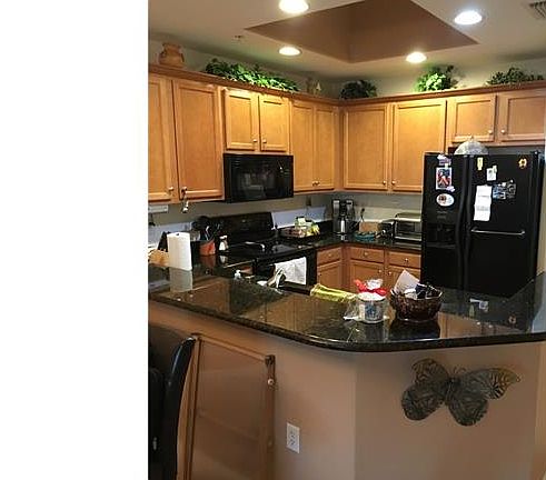 3rd image of 13781 Julias Way APT 121